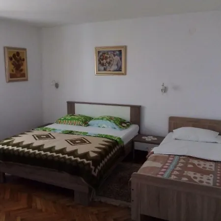 Filipo Apartment *